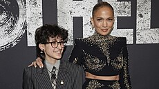 Jennifer Lopezová na premié�e divadelní inscenace Othello (New York, 23. b�ezna...