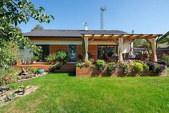 U�itná plocha domu je 94 metr� �tvere�ních. 