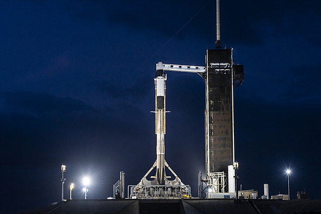 Spojení Tesly a SpaceX vzbuzuje otázky. Mohlo by zkomplikovat vazby na čínský trh