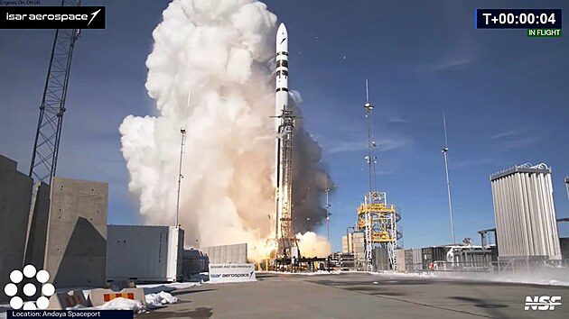 Start rakety Spectrum z kosmodromu And�ya Spaceport na severu Norska