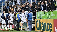 Fotbalisté Slovácka si vy�íkávají s fanou�ky zápas s Libercem, který prohráli...