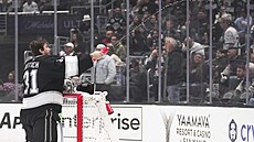 David Rittich p�ed zápasem se San Jose.