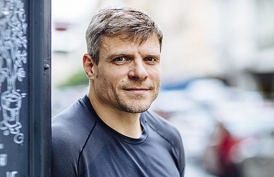 Chirurg Tomá ebek