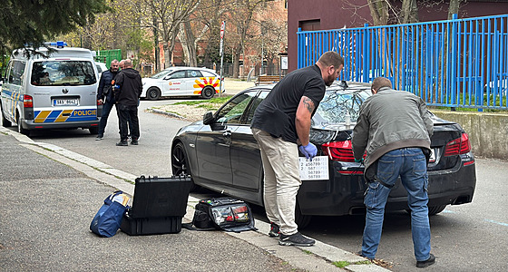 Policie vy�et�uje loupe�né p�epadení v pra�ském Karlín�. (9. dubna 2025)