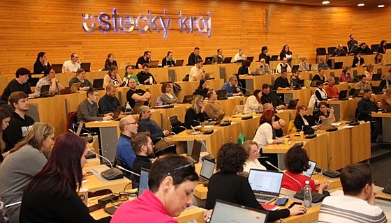 Celkem se na krajském úadu uskutení tyi kolení