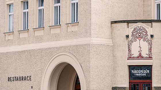 Secesní Národní dm patí k architektonickým perlám Prostjova.