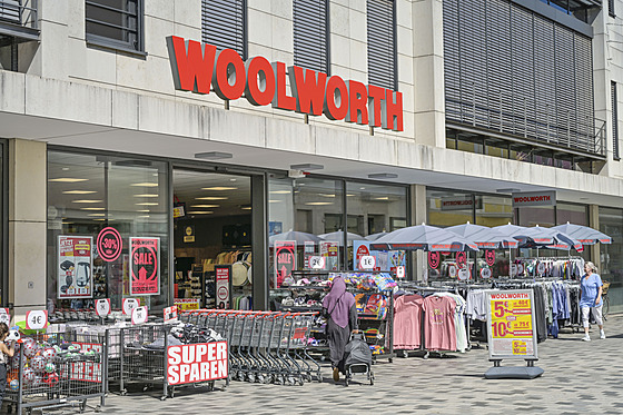 Nmecký etzec Woolworth oznámil letoní expanzi do eska. (2. dubna 2025)