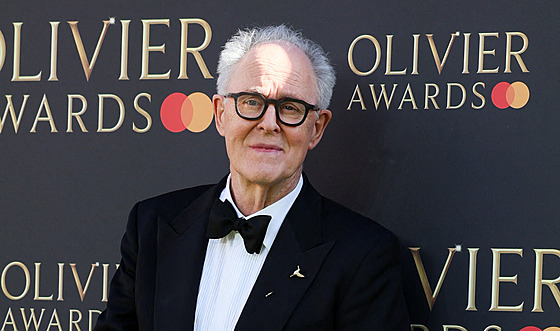 John Lithgow na Olivier Awards v Londýn (6. dubna 2025)