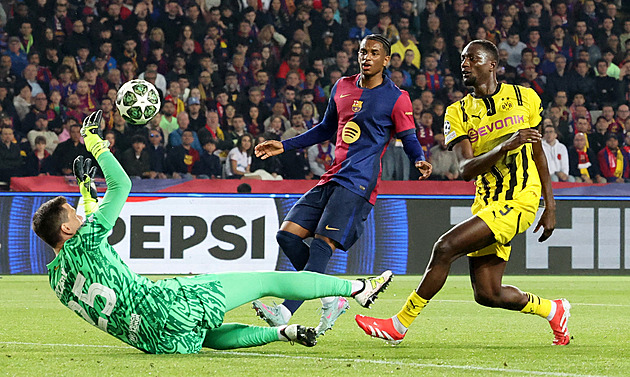 Brankář Barcelony kouřil v kabině po výhře nad Realem. Yamal ho omylem natočil