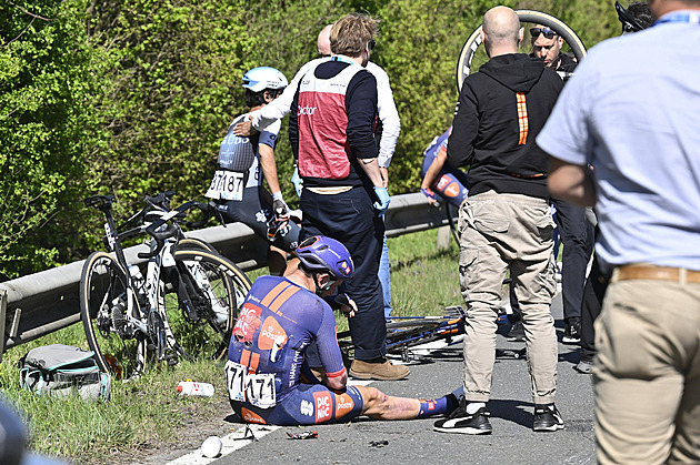 Klíční kost, loket i zápěstí. Polámaný Degenkolb rozšířil lazaret Bittnerovy stáje