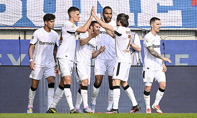 Leverkusen znovu rozhodl v závěru, Hložek se vrátil do sestavy Hoffenheimu porážkou