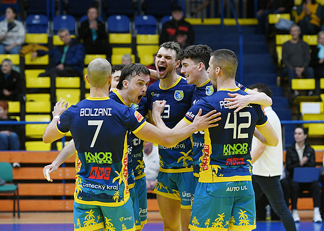 Sestup by byl ostuda. Věřím, že hráči nebudou vyklepaní, říká ústecký manažer