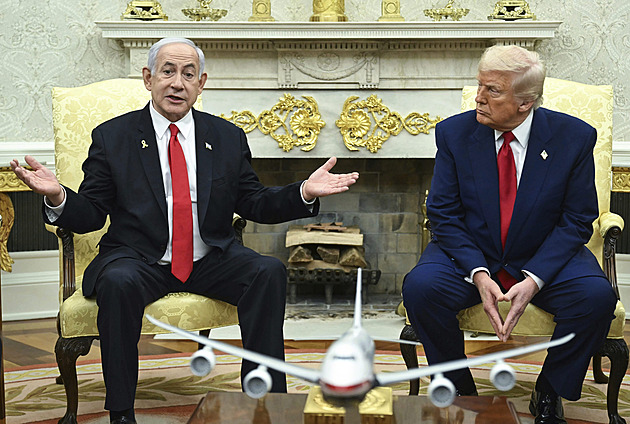 Trump si volal s Netanjahuem. Řešili Írán i obchodní vztahy