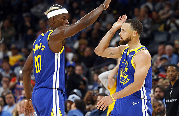 Jokič trefil šedesátku, Curry padesátku. Krejčí mezi top střelci Hawks