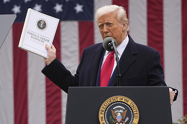 Propad cen dluhopisů USA se dotkne i peněz Čechů, kteří spoří na důchod