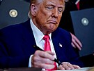 Americký prezident Donald Trump v Bílém dom ve Washingtonu (8. dubna 2025)