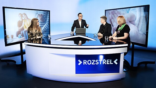 Hosty pořadu Rozstřel jsou Kateřina Veselá, ředitelka kliniky Repromeda, která... Hosty pořadu Rozstřel jsou Kateřina Veselá, ředitelka kliniky Repromeda, která...