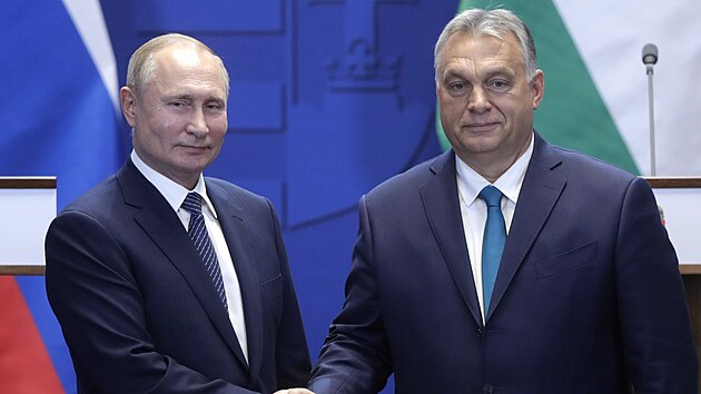 Maarsk premir Viktor Orbn se seel s ruskm prezidentem Vladimirem Putinem v Budapeti. (30. jna 2019)
