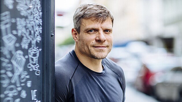 Chirurg Tomá� �ebek