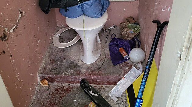 Msto socilnch byt m bt v mstskm dom na adrese Plynrensk 4 v brnnskch Zbrdovicch azylov centrum Armdy spsy. st mstnch obyvatel se proti tomu bou s odkazem na nepodek, kter zde vytvely problmov ivly dve.