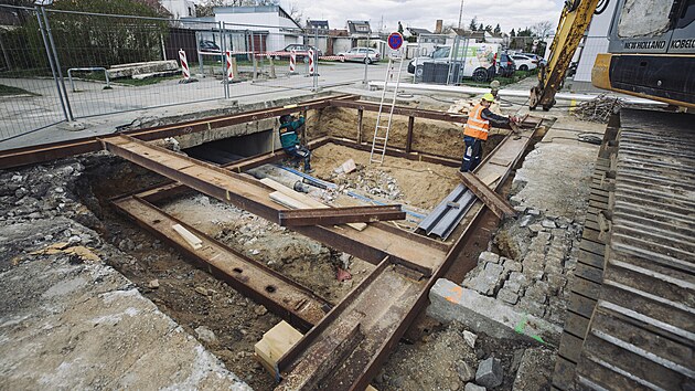 V Brn� zah�jili stavbu propojen� �idenick� ulice Mark�ty Kuncov� s are�lem Nov� Zbrojovky. (8. dubna 2025)