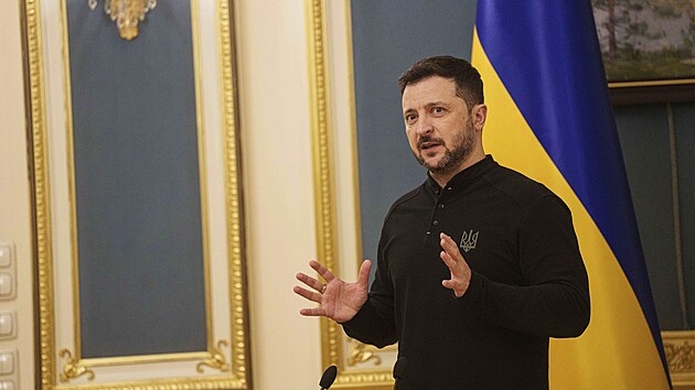 Ukrajinský prezident Zelenskyj na tiskové konferenci v Kyjevě (4. dubna 2025)