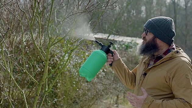 Ru�n� rozpra�ova� pou�il jen jako ilustra�n� uk�zku pro p�edstavu. 