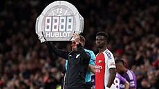 VELKÝ NÁVRAT. Bukayo Saka z Arsenalu nastupuje do utkání proti Fulhamu.