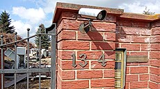 �eský Brod. Komplex budov gangstera Franti�ka Mrázka srovnaly nedávno bagry se...