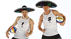 Pláoví volejbalisté Ondej Perui a David Schweiner.