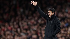 Trenér Arsenalu Mikel Arteta bhem utkání s Fulhamem.