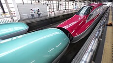 Polibek �inkansen� ve m�st� Morioka (12. b�ezna 2025)