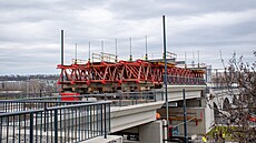 �ást prací na Negrelliho viadukt u� prob�hla.