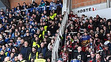 Fanou�ci Komety a Sparty krátce p�ed �tvrtým semifinále play off.