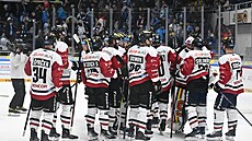 Hrái Sparty se radují z vítzství ve tvrtém semifinále na led Komety.