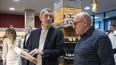 Andrej Babi v Moravskoslezském kraji navtívil Studénku, kde debatoval s...
