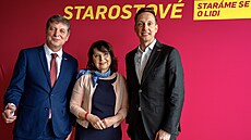 Místop�edseda hnutí Jan Lacina, starostka m�stské �ásti Praha-Petrovice Olga...