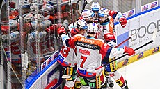 Pardubice slaví trefu do branky Hradce Králové ve tetím zápase semifinále.