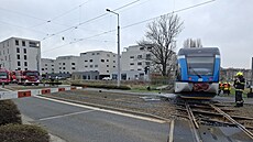 V Olomouci vykolejil na p�ejezdu vlak, zran�ny byly dv� cestující. (2. dubna...