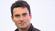 Automobilový jezdec Jan Kopecký na tiskové konferenci závodních tým� AGROTEC...