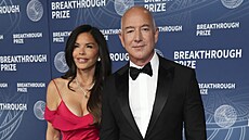 Lauren Sanchezová a Jeff Bezos na Breakthrough Prize v Santa Monice (5. dubna...