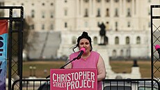 Lena Dunhamová ve Washingtonu na akci na podporu práv trans lidí (31. b�ezna...