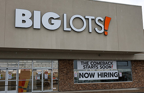 Supermarket Big Lots v pensylvánském Lewisburgu shání nové zam�stnance. (10....