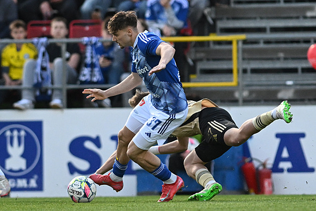 ONLINE: Plzeň srovnává, Liberec střílí gól Karviné. Bude Slavia už mistrem?