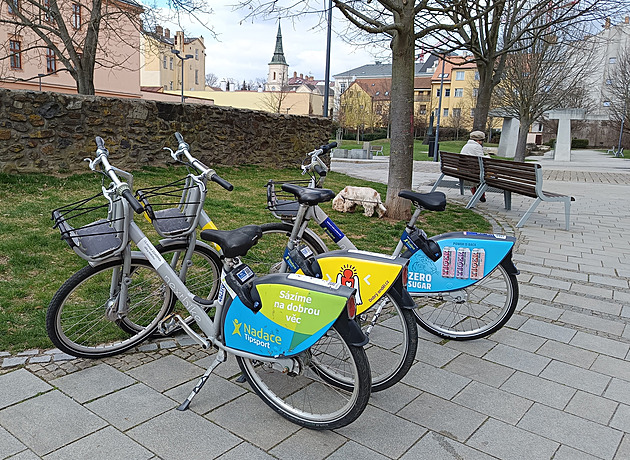 A do konce msíce by podle dodatku smlouvy mla slubu sdílených kol v Jihlav...