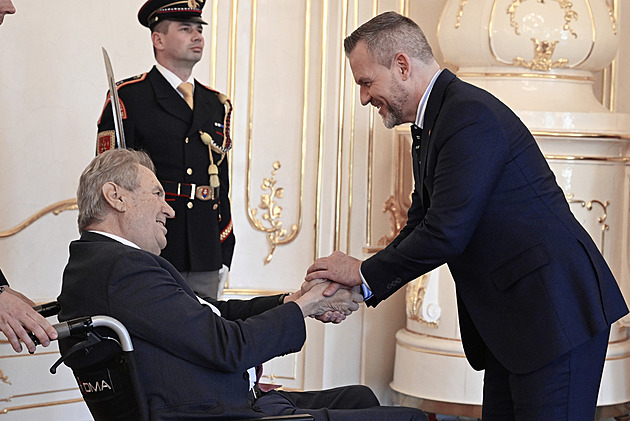 Česko a Slovensko se navzdory „politickému ochlazení“ bezpečnostně potřebují