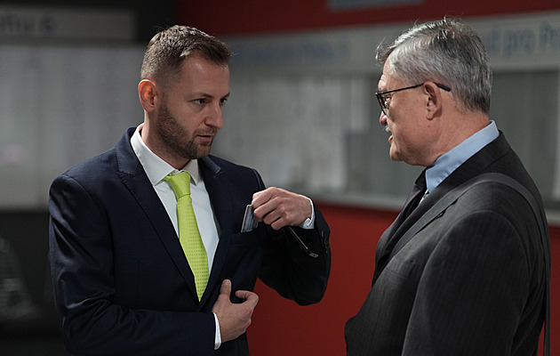 Soudy uprostřed kampaní: Dozimetr, a co by to bylo za volby bez Čapího hnízda