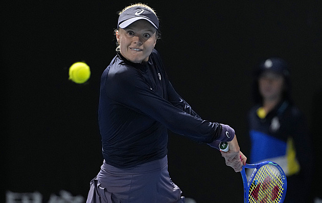 Ať si vezme deodorant, opravdu smrdí, stěžovala si britská tenistka na soupeřku