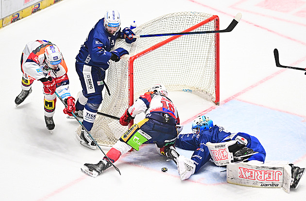 Pardubice - Kometa 2:1. Domácí srovnali finálovou sérii, rozhodla druhá třetina