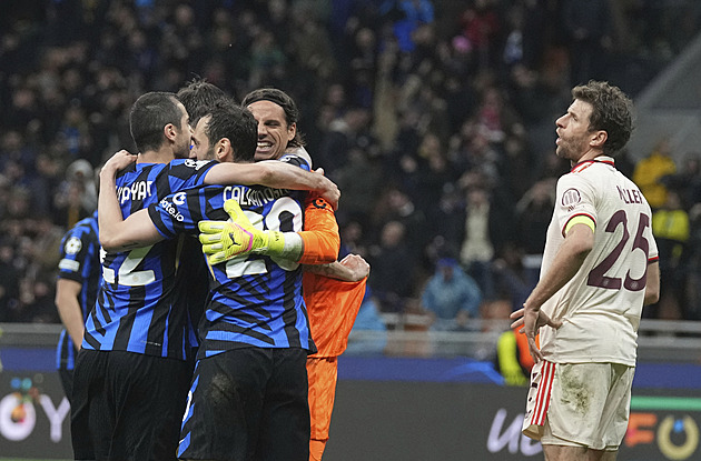 Bývalá hvězda Bayernu si v Mnichově krátí zimní pauzu ledními kuželkami